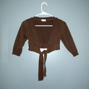 Us Three Cropped Sweater Top